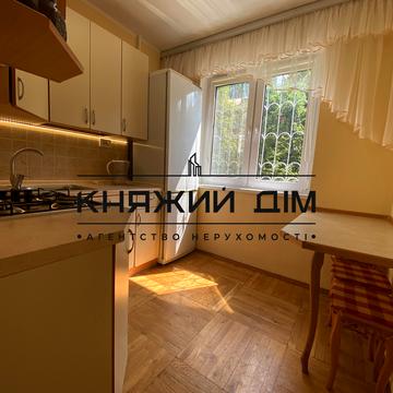 Вацлава Гавела бульв. (Івана Лепсе), 83-Г