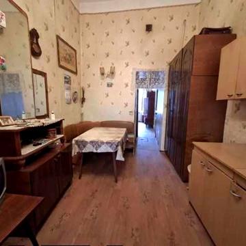 Продам 1 комнатную квартиру в Центре