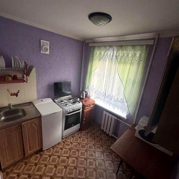 Сдам на длительно квартиру 1-ка, до лета, центр города, ул. Пр. Миру