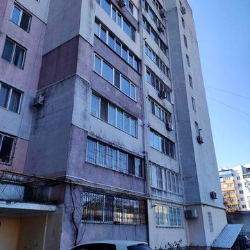Срочно 3-х комнатная от строителей в новом доме