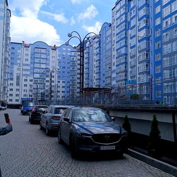 Височана вул., 19