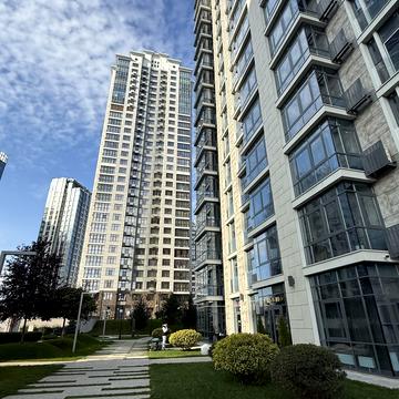 Андрія Верхогляда вул. (Михайла Драгомирова), 17-Б