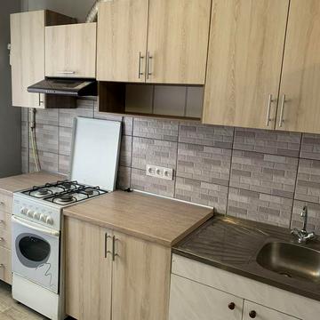 Здам 1 кім кв вулиця Кібальчича Район Польова