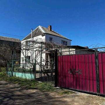 Будинок з гарним реемонтом та гаражем район Лезнево ID 40637