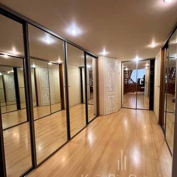 Архітектора Городецького вул., 9