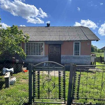 Продається приватний будинок
