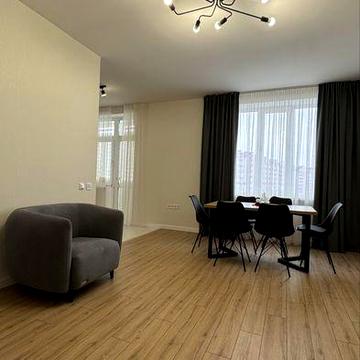 Продаж 3 кімнатноі квартири по вул. Пасічні