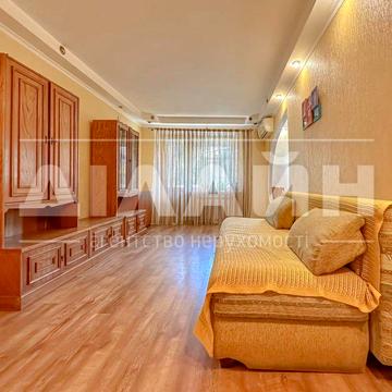 Краща локація! 3кімн. квартира в Центрі! ТЦ Панорама.