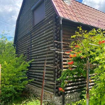 Дача, Зруб, 66км від Києва, 48м2, 16 соток, електрика, сад, ліс, озеро