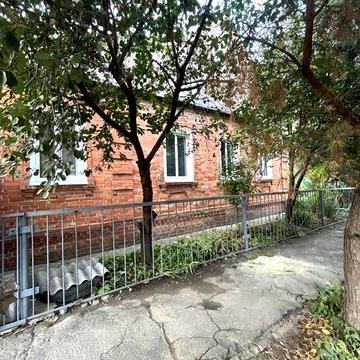 Продам частину будинку р-н Роменской начало біля храму неподалік