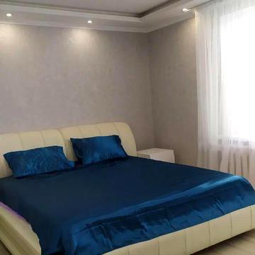 Дарницький бульв., 8