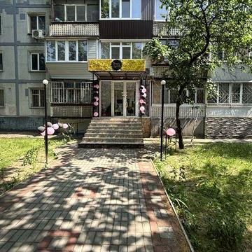 Сдаются  рабочие места в салоне красоты
