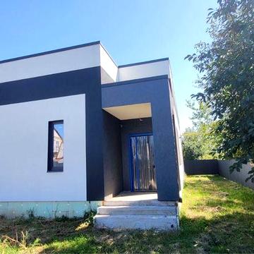 Продаж просторого будинку від забудовника!