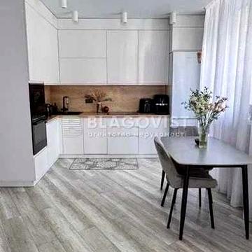 Продаж 1к.кв. Драгоманова  10 ціна 110 00 $