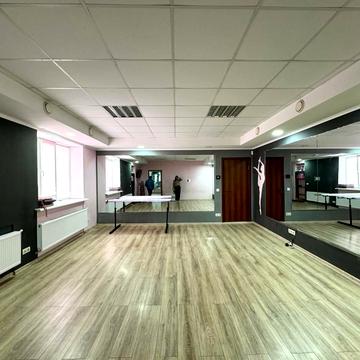 Інституцька, 6В