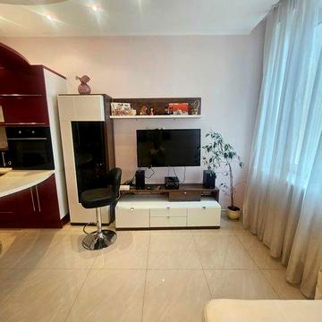 Сдам 2 кімнатну квартиру в ЖК РУС. ТА ЛЮДМИЛА