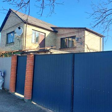 продам будинок в Бучі із земельною ділянкою, підійде під тауни