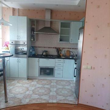 Продам двухкомнатную квартиру по ул. Рыбалко