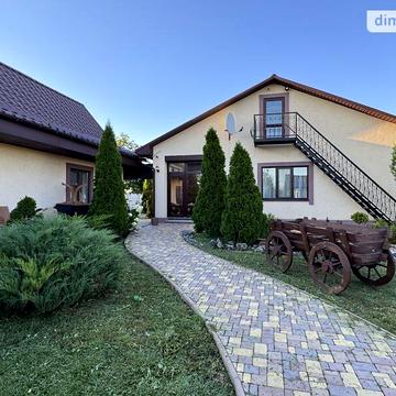 Продаж 3к Дім Набережна вулиця