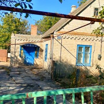Продам будинок в селі