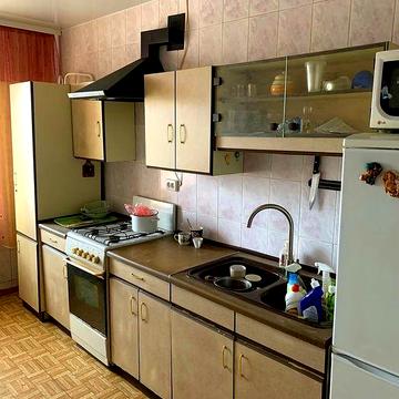 3-х кімнатна квартира Сергія Табали 52б