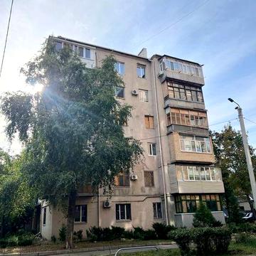 Продам 2-к.кв., сталинка, центр, метро Университет, Научная, Культуры