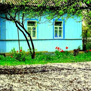 Будинок з ділянкою (біля залізничного вокзалу)