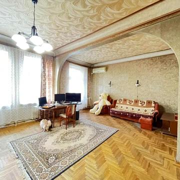 Генерала Олекси Алмазова вул. (Генерала Карпенка), 38