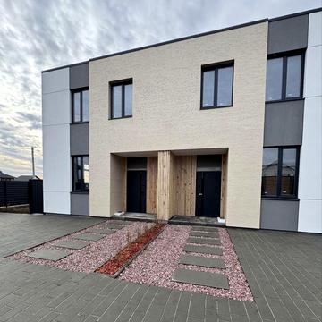 Дуплекс з газом під єОселя. Святопетрівське