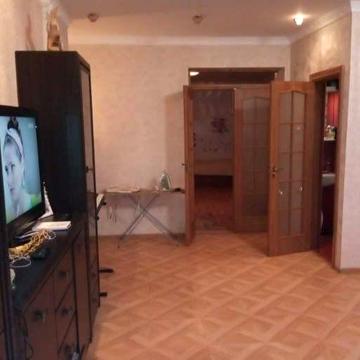 Квартира з власним подвірям і гаражем