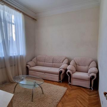 Велика Житомирська вул., 6/11