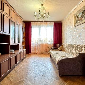 Здається двокімнатна квартира Лісовий масив вул. Мілютенка