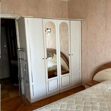 Лариси Руденко вул., 15/14