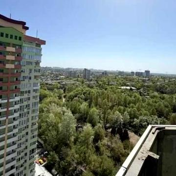 Продаж двокімнатної квартири на Донця 2-б Київ, Соломянський р-н