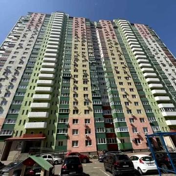 Продаж двокімнатної квартири на Донця 2-б Київ, Соломянський р-н