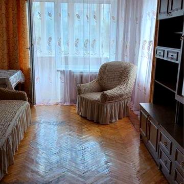 Продам 2 х кімнатну квартиру Київ вул. Сірожупанників 36