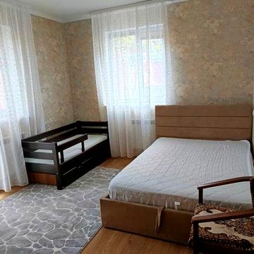 Здам 1 кім квартиру з двориком с. Святопетрівське