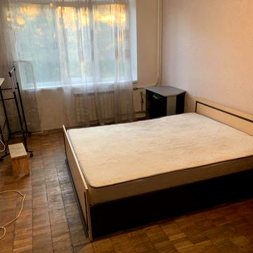 Вишгородська вул., 30