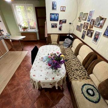 Продаю дом, который строили для себя- капитальный, все коммуникации!