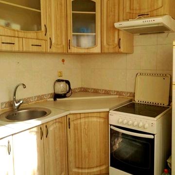 Сдам свою 1 кїмнатну квартиру метро Героев Труда .Дружби народов 202