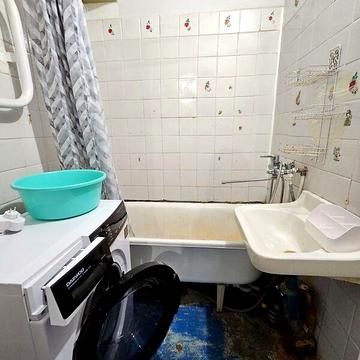 Продаж 3к Квартира 7-й Зарічний мікрорайон вулиця