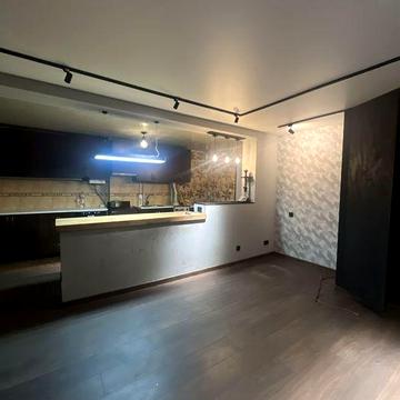 Продам 3 кімнатну квартиру у Вільному ( Червоний Шахтар ).