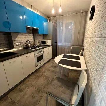 Продам 2 ком квартиру евроремонт