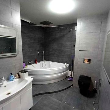 Видова 4-х кімнатна  ст. метро Індустріальна