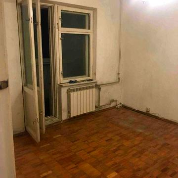 Трикімнатна квартира на Харківському шосе.