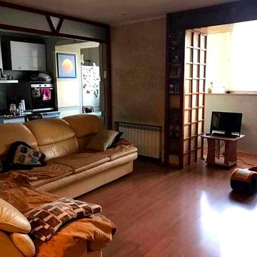 Квартира-студія біля Севастопольської площі