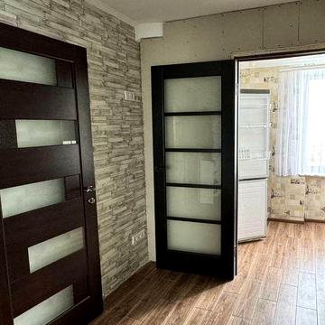 Продам однокімнатну квартиру в центрі міста