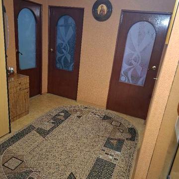 Продам квартиру 3х кімнатну чеського планування 1 поверх