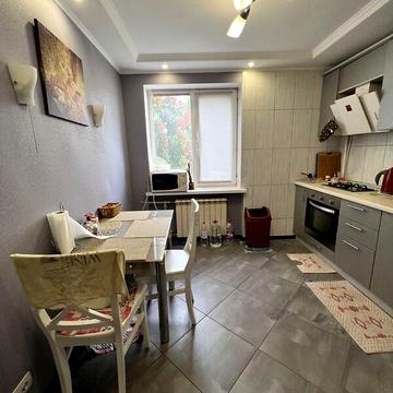 Продаж 2к Квартира Паркова вулиця