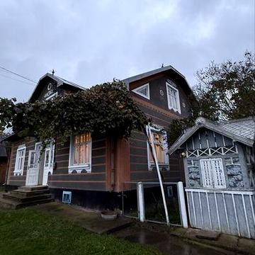 Тисовець. Продається будинок та господарство